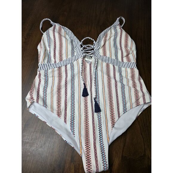 Jessica Simpson Aztec Boho Front Lace-Up One-Piece Swimsuit Size XL - Picture 5 of 16